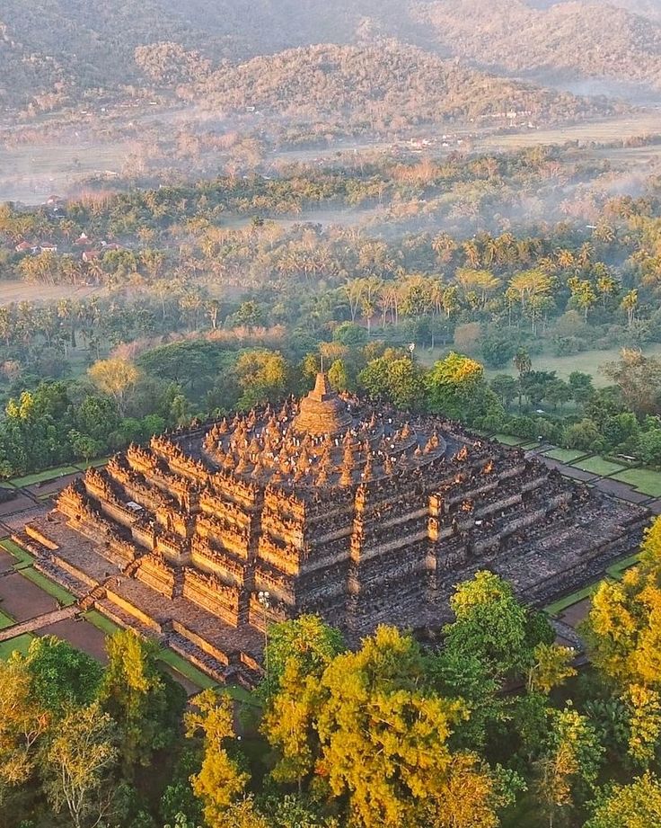 Borobudur